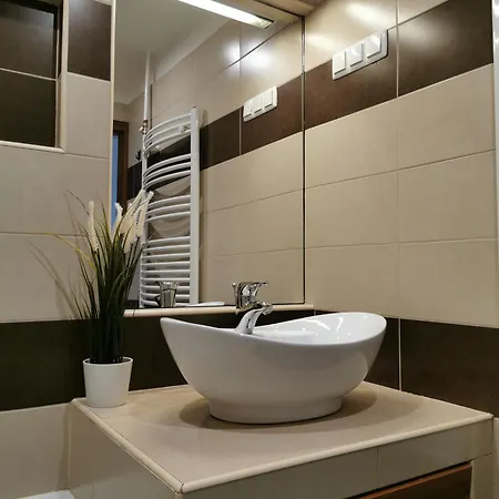 Romai 1 Dunaújváros